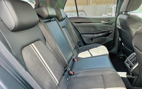 Volkswagen Golf VIII, 2022 год, 2 155 000 рублей, 9 фотография