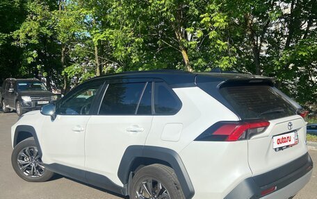 Toyota RAV4, 2025 год, 3 900 000 рублей, 7 фотография