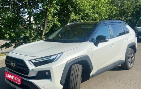 Toyota RAV4, 2025 год, 3 900 000 рублей, 8 фотография