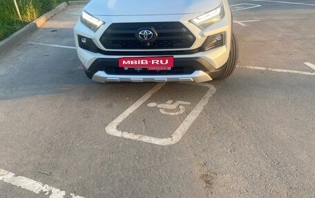 Toyota RAV4, 2025 год, 3 900 000 рублей, 17 фотография