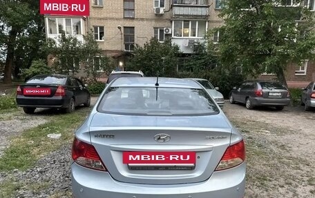 Hyundai Solaris II рестайлинг, 2012 год, 570 000 рублей, 3 фотография