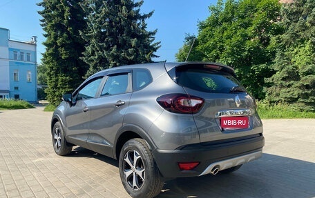 Renault Kaptur I рестайлинг, 2021 год, 1 859 000 рублей, 5 фотография