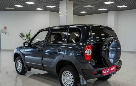 Chevrolet Niva I рестайлинг, 2011 год, 482 000 рублей, 4 фотография