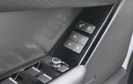 Land Rover Range Rover Velar I, 2019 год, 3 990 000 рублей, 23 фотография