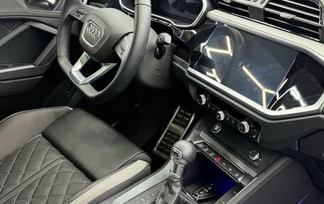 Audi Q3, 2022 год, 2 855 000 рублей, 7 фотография