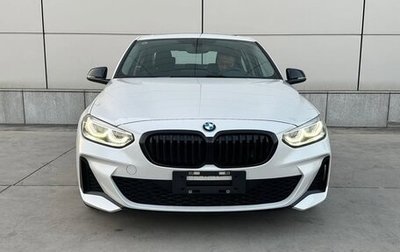 BMW 1 серия, 2022 год, 1 955 000 рублей, 1 фотография