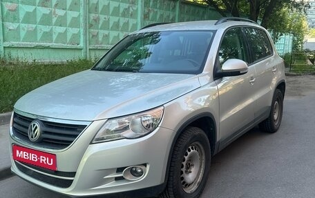Volkswagen Tiguan I, 2011 год, 1 200 000 рублей, 1 фотография