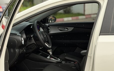 KIA Cerato IV, 2021 год, 1 670 000 рублей, 13 фотография
