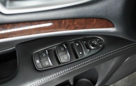 Infiniti QX60 I рестайлинг, 2017 год, 2 699 000 рублей, 10 фотография