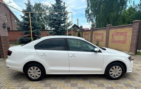 Volkswagen Jetta VI, 2016 год, 1 099 000 рублей, 3 фотография