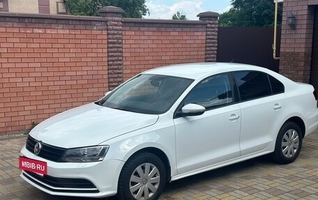Volkswagen Jetta VI, 2016 год, 1 099 000 рублей, 2 фотография