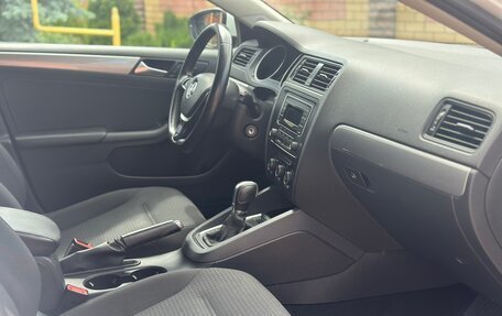 Volkswagen Jetta VI, 2016 год, 1 099 000 рублей, 14 фотография