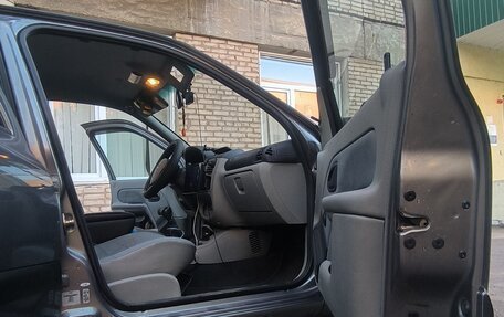 Renault Symbol I, 2002 год, 600 000 рублей, 8 фотография