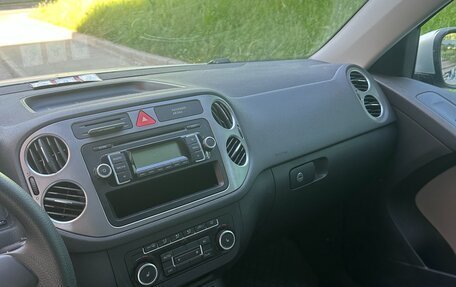 Volkswagen Tiguan I, 2011 год, 1 200 000 рублей, 10 фотография