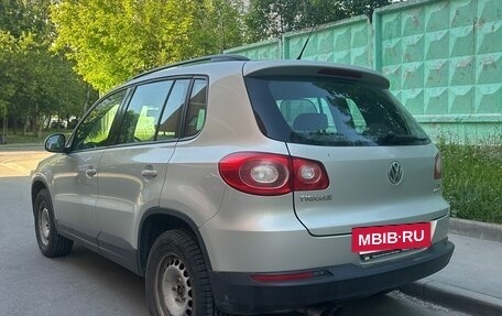 Volkswagen Tiguan I, 2011 год, 1 200 000 рублей, 4 фотография