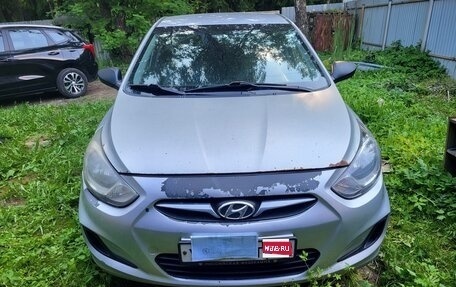 Hyundai Solaris II рестайлинг, 2013 год, 380 000 рублей, 1 фотография
