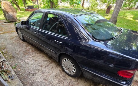 Mercedes-Benz E-Класс, 2000 год, 400 000 рублей, 10 фотография