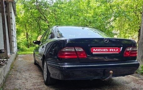 Mercedes-Benz E-Класс, 2000 год, 400 000 рублей, 9 фотография