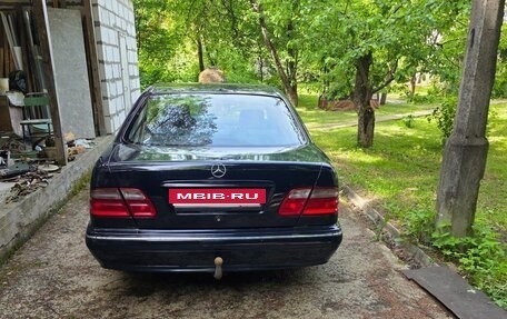 Mercedes-Benz E-Класс, 2000 год, 400 000 рублей, 8 фотография