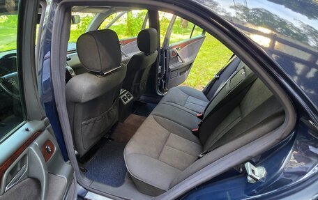 Mercedes-Benz E-Класс, 2000 год, 400 000 рублей, 17 фотография