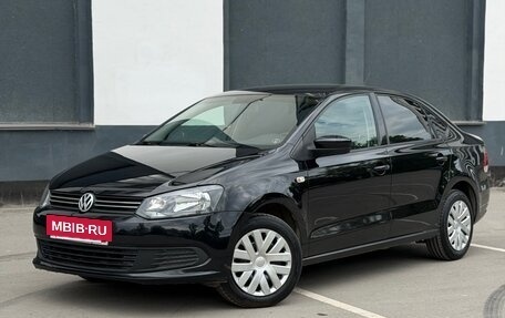 Volkswagen Polo VI (EU Market), 2014 год, 850 000 рублей, 2 фотография