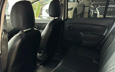 Renault Logan II, 2019 год, 590 000 рублей, 17 фотография