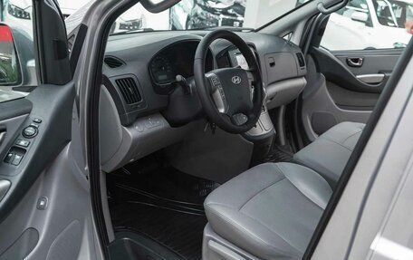 Hyundai Grand Starex Grand Starex I рестайлинг 2, 2014 год, 1 650 000 рублей, 6 фотография