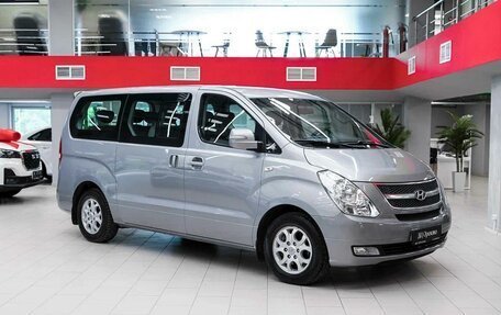Hyundai Grand Starex Grand Starex I рестайлинг 2, 2014 год, 1 650 000 рублей, 3 фотография