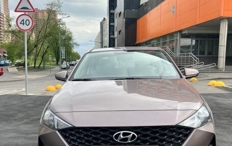Hyundai Solaris II рестайлинг, 2020 год, 1 250 000 рублей, 1 фотография