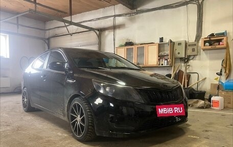 KIA Rio III рестайлинг, 2013 год, 620 000 рублей, 1 фотография