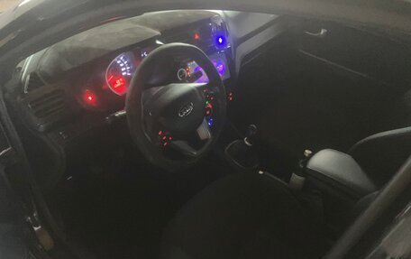KIA Rio III рестайлинг, 2013 год, 620 000 рублей, 7 фотография