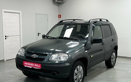 Chevrolet Niva I рестайлинг, 2017 год, 770 000 рублей, 1 фотография
