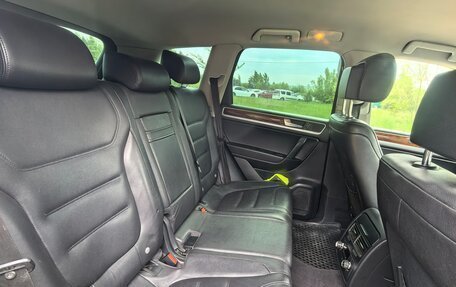 Volkswagen Touareg III, 2010 год, 2 150 000 рублей, 24 фотография