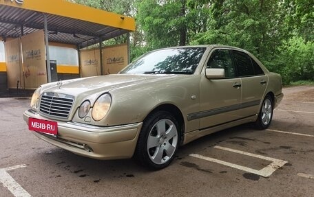 Mercedes-Benz E-Класс, 1995 год, 250 000 рублей, 8 фотография
