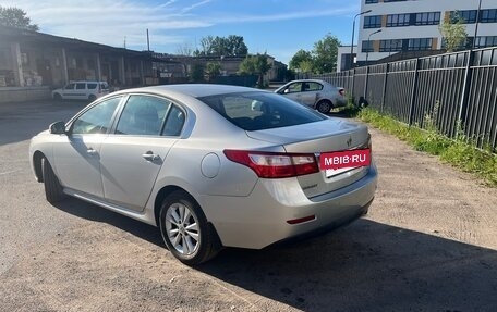 Renault Latitude I, 2011 год, 820 000 рублей, 3 фотография