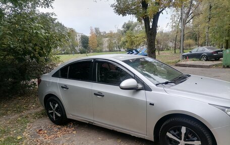 Chevrolet Cruze II, 2011 год, 500 000 рублей, 4 фотография