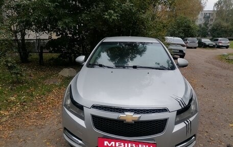 Chevrolet Cruze II, 2011 год, 500 000 рублей, 5 фотография