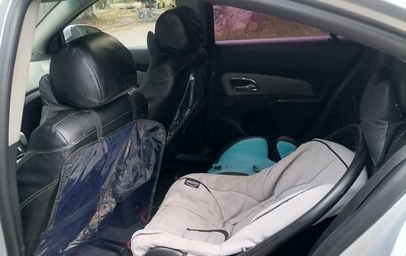 Chevrolet Cruze II, 2011 год, 500 000 рублей, 8 фотография