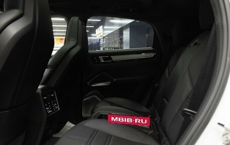 Porsche Cayenne III, 2019 год, 10 719 000 рублей, 10 фотография