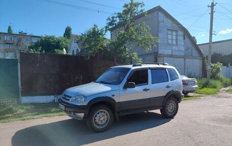 Chevrolet Niva I рестайлинг, 2006 год, 295 000 рублей, 2 фотография
