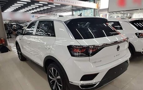 Volkswagen T-Roc I, 2026 год, 1 970 000 рублей, 5 фотография