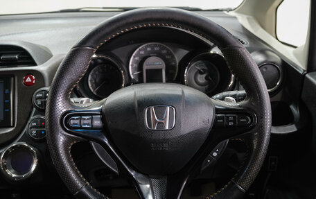 Honda Fit Shuttle I рестайлинг, 2013 год, 999 000 рублей, 13 фотография
