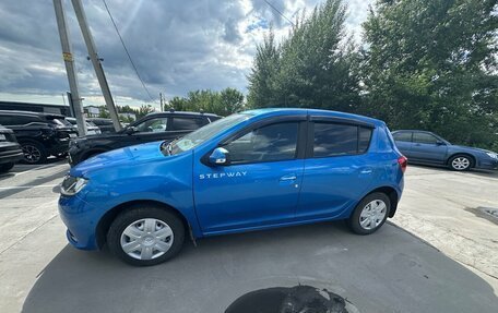 Renault Sandero II рестайлинг, 2016 год, 799 000 рублей, 3 фотография