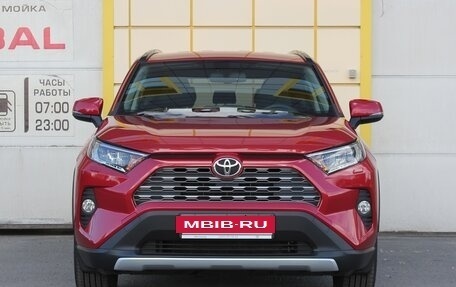 Toyota RAV4, 2021 год, 3 050 000 рублей, 9 фотография