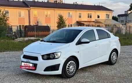Chevrolet Aveo III, 2013 год, 625 000 рублей, 3 фотография