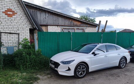 Hyundai Sonata VIII, 2022 год, 2 250 000 рублей, 4 фотография
