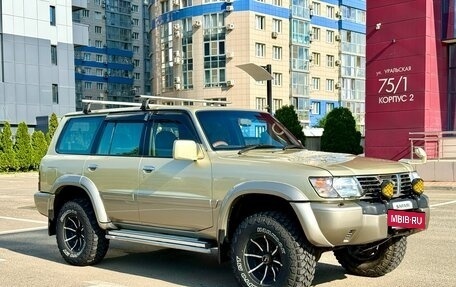 Nissan Safari IV, 2001 год, 1 500 000 рублей, 2 фотография
