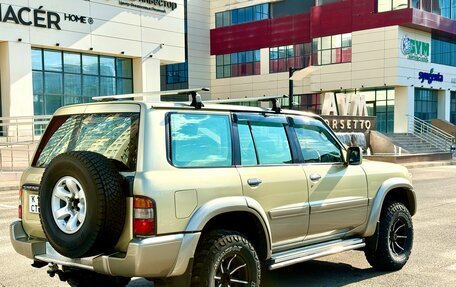 Nissan Safari IV, 2001 год, 1 500 000 рублей, 3 фотография