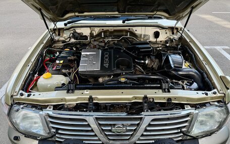 Nissan Safari IV, 2001 год, 1 500 000 рублей, 31 фотография