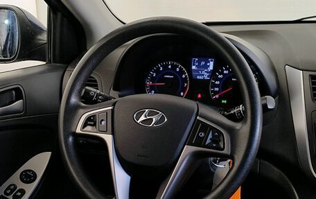 Hyundai Solaris II рестайлинг, 2016 год, 989 000 рублей, 11 фотография
